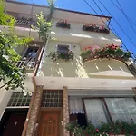 Te Lola * بورغراديك