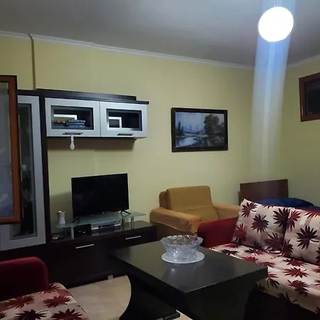 Te Lola Pogradec